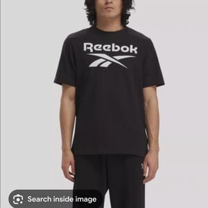 Reebok Black Short Sleeve Tee Classic Athletic Design